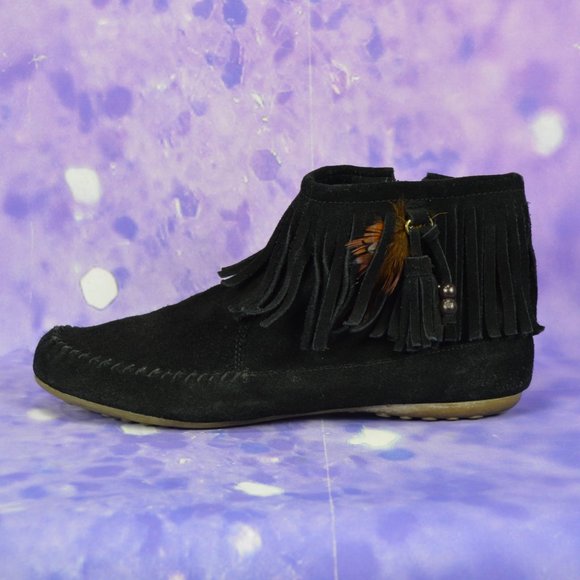 Minnetonka Shoes - Minnetonka Fringe Moccasins